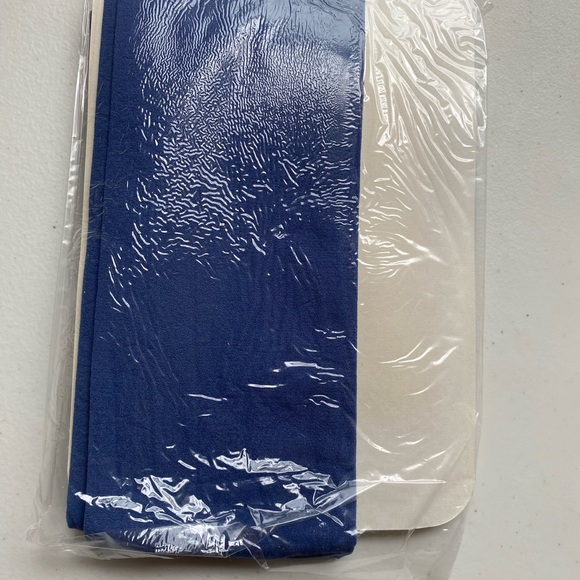 Hanes Silk Reflections Opaque Tights Control Top Soft Touch Blue Grey LOT of 2 - Picture 6 of 15